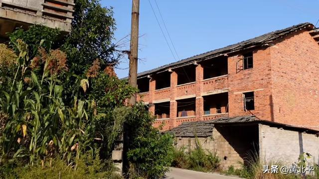 IM电竞 IM电竞平台贵州安顺国营枫阳机械厂地师级单位的小城如今就剩下几十位老人(图3)