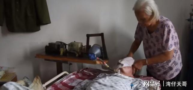 哥哥自制无价呼吸机为弟续命用简陋的零件换来12IM电竞 IM电竞平台年每一口呼吸(图31)