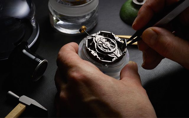 如何让机械表更耐用？请收IM电竞 IM电竞app好这份使用指南(图13)