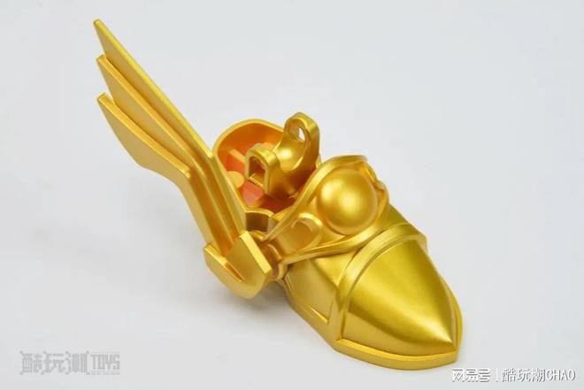 IM电竞 IM电竞app满身皆是黄金甲黄金圣斗士太帅了！拼奇射手星矢开箱评测(图14)