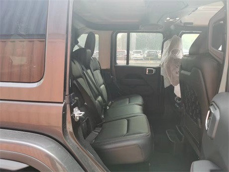 22款吉普牧马人392 八缸硬派IM电竞 IM电竞app越野SUV(图7)