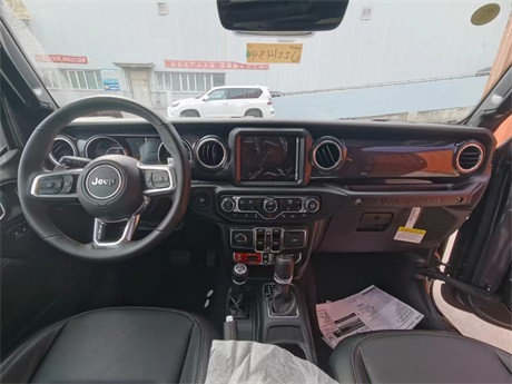22款吉普牧马人392 八缸硬派IM电竞 IM电竞app越野SUV(图4)