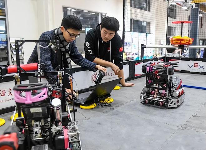 回归了大学应有的IM电竞 电子竞技平台样子！