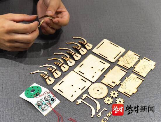 录取通知书里装着“机械零部件”新生自己动手完IM电竞 电子竞